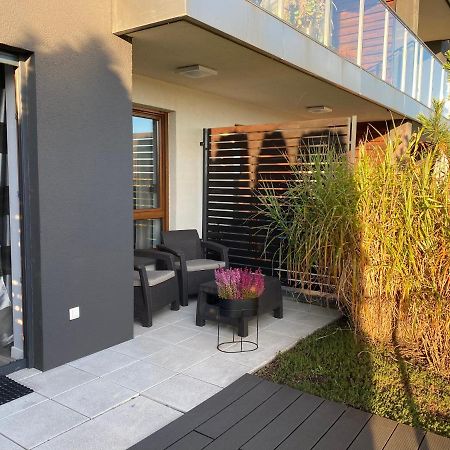 Apartament Winnica Torun Bagian luar foto